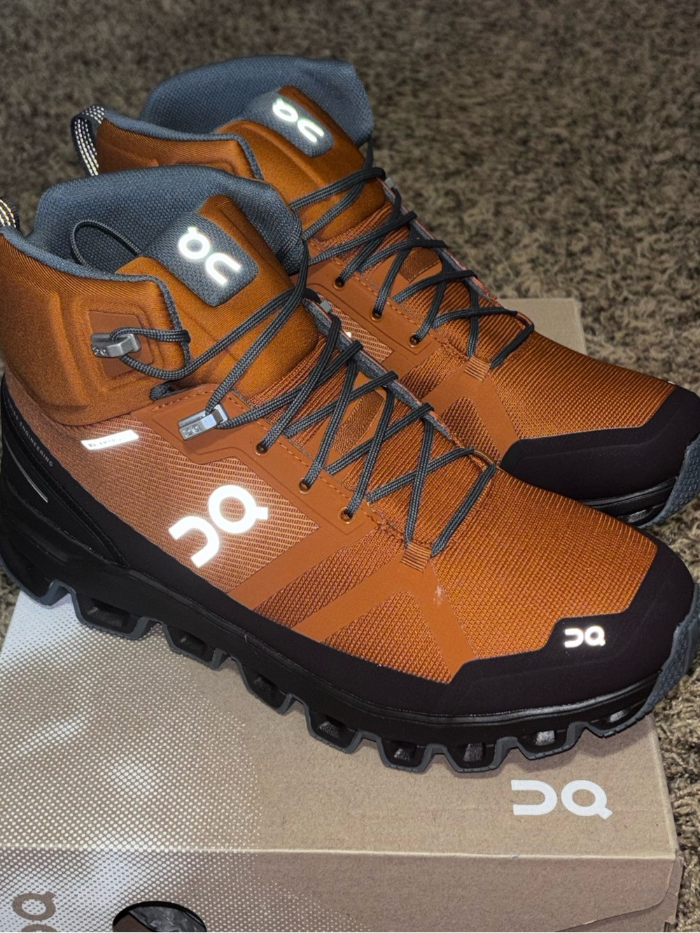 On Cloudrock Waterproof Men’s 7.5 Trail Hiking Shoes Outdoor Boots ‘Pecan/Brown’